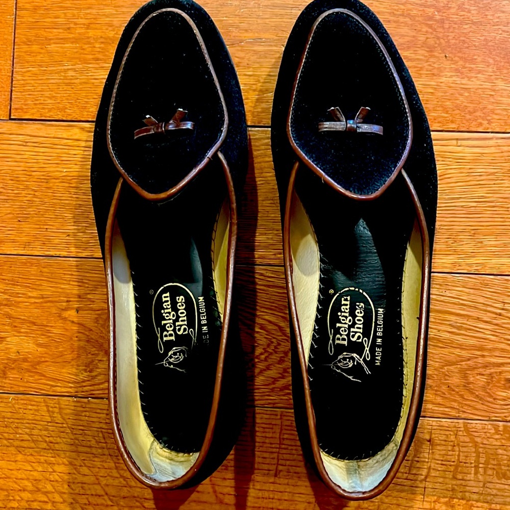 Women’s Belgium Shoes black with tan trim custom made in soles